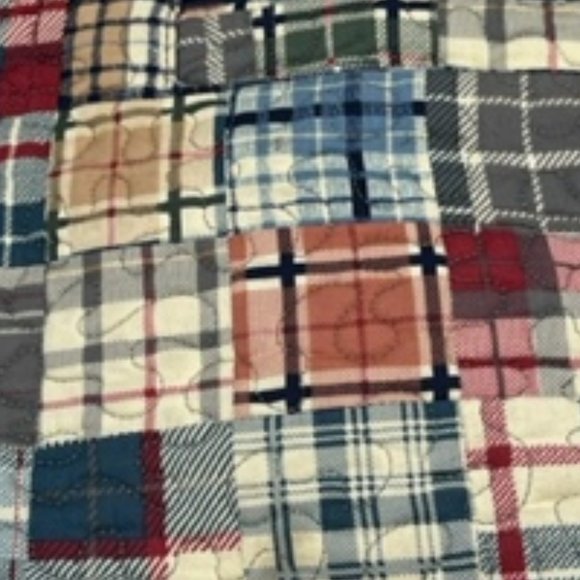 Donna Sharp Quilted Puzzle Designed Crossbody Bag Purse Adj 12x10.5" - Picture 3 of 11